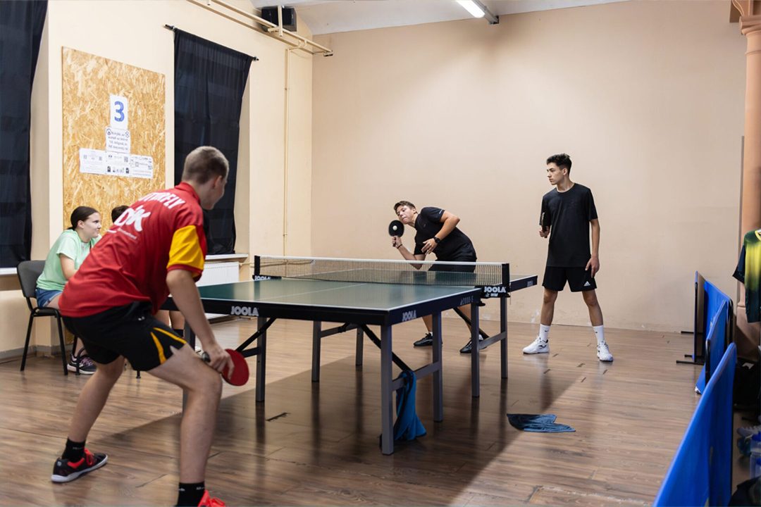 Table tennis